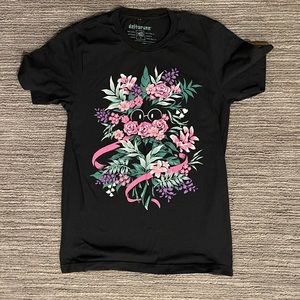 Official Deltarune Ralsei (floralsei) t-shirt from Fangamer. Women’s medium.